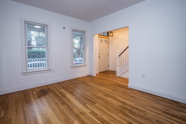 Building Photo - 11 Deforrest Ave