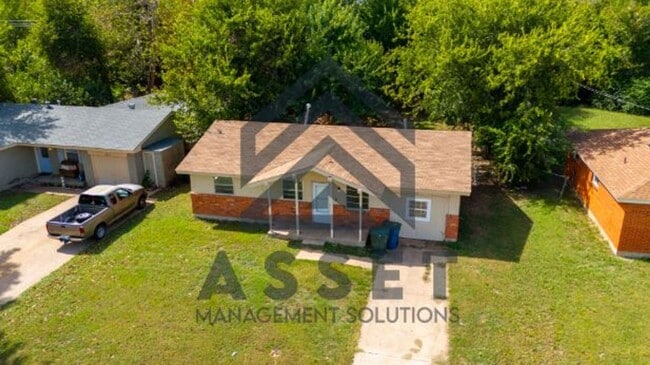 Building Photo - 1617 Cynthia Dr