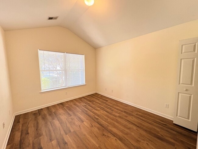 Building Photo - WELCOME TO MILLCREEK(CYPRESS RIDGE)