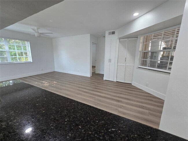 Building Photo - 8886 SW 3rd St