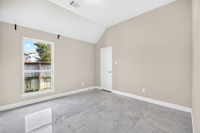 Building Photo - 5126 Jibe Ho Ln