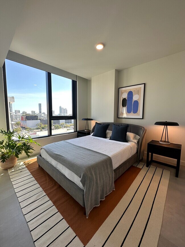 Building Photo - 3242 NW 3rd Ave