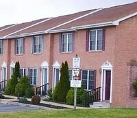 Building Photo - 107 Douglas Ave