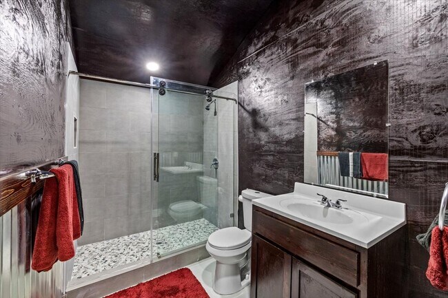 Building Photo - 2823 Avenue Q