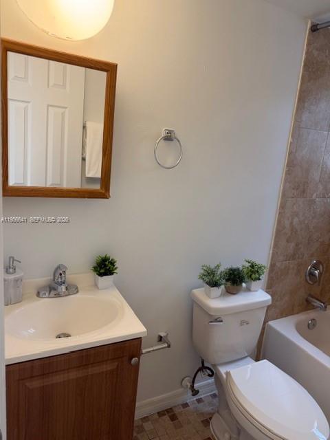 Building Photo - 510 NW 24th Ave