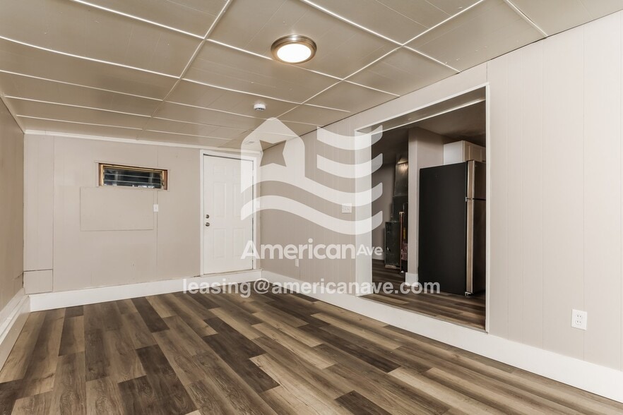 Building Photo - 2852 Revels Ave