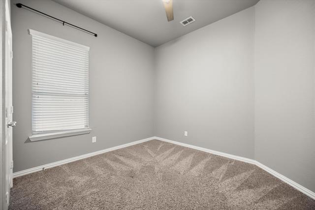 Building Photo - 125 Mineral Point Dr