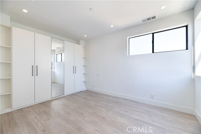 Building Photo - 1809 S Longwood Ave