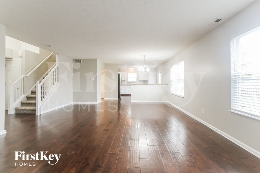 Building Photo - 8051 Little River Ln