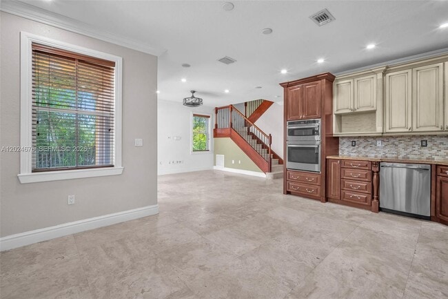 Building Photo - 2155 SW 156th Ct