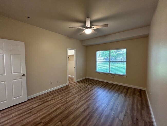 Building Photo - 8710 Weiser Dr
