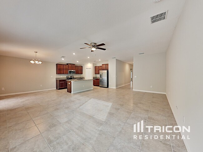 Building Photo - 1748 Broad Winged Hawk Dr