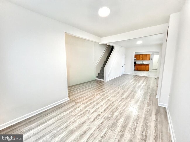 Building Photo - 2000 McHenry St