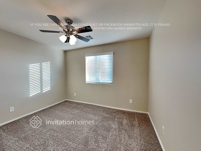 Building Photo - 3331 E Russell St