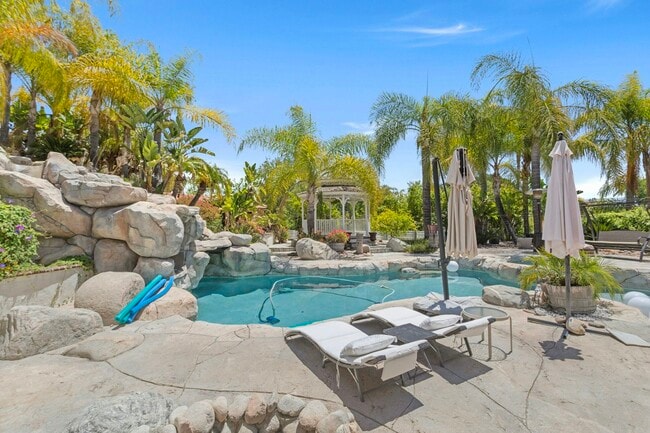 Building Photo - 31500 Britton Cir