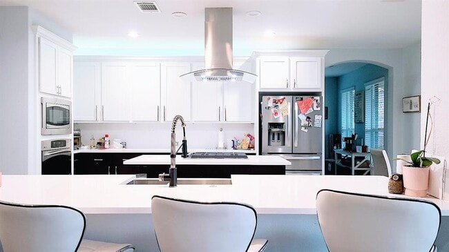 Building Photo - 1721 Buffalo Thunder