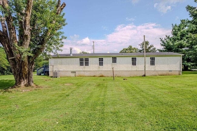 Building Photo - 2174 Clover Hill Rd