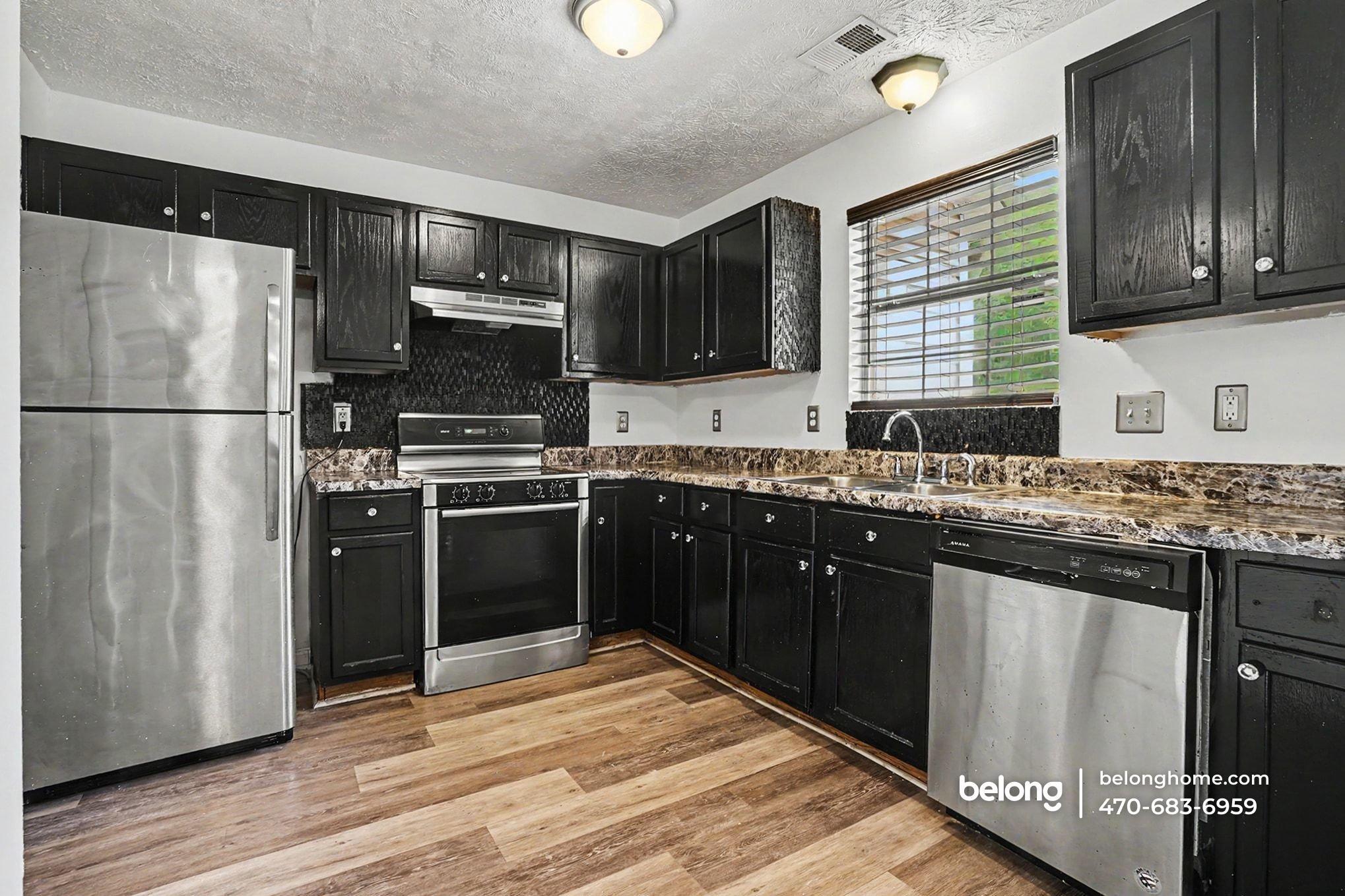 Building Photo - 5599 Windfall Ln