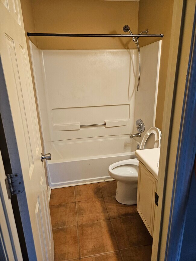 Building Photo - 3835 Conley Downs Dr