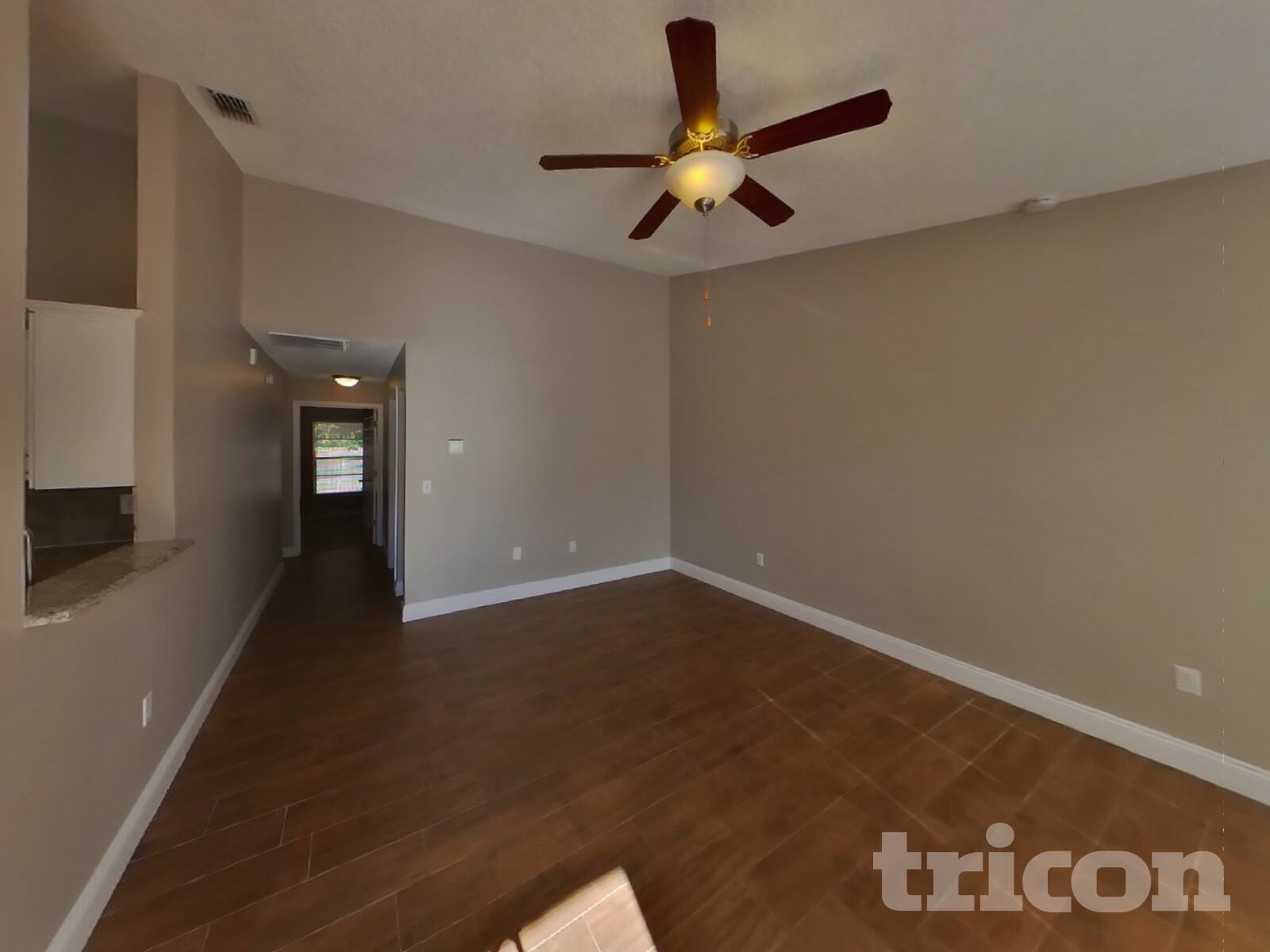 Building Photo - 10919 Livingston Dr