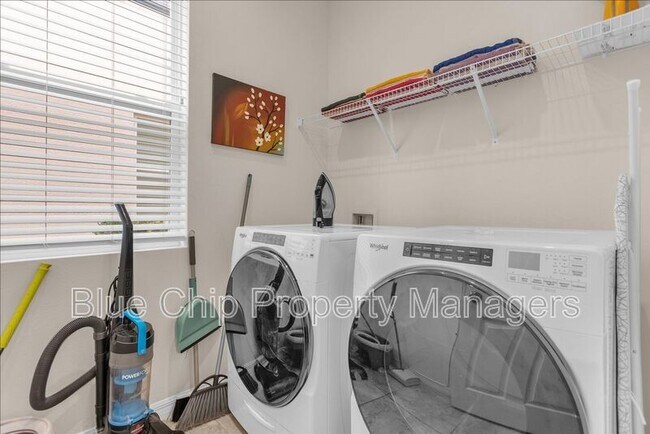 Building Photo - 8947 Amelia Downs Trail