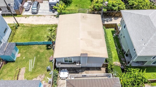 Building Photo - 2611 Avenue Q