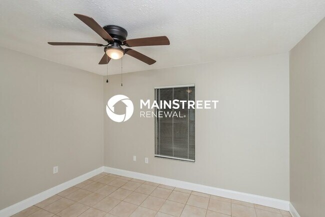 Building Photo - 3 Bedroom Pet-Friendly Home in Palm Bay, F...