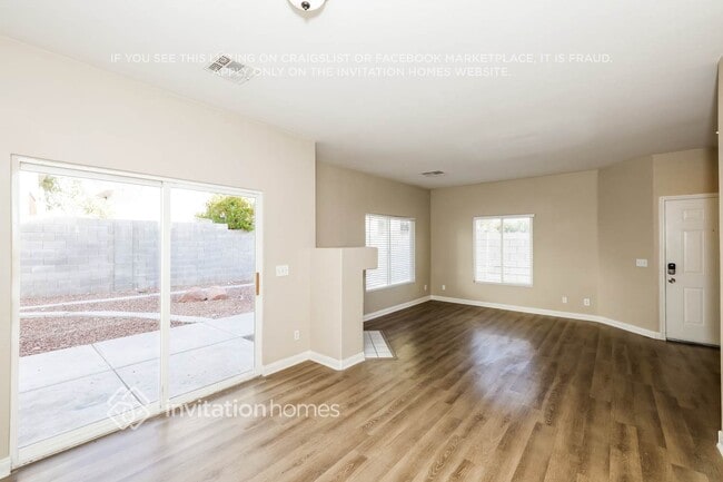 Building Photo - 8428 Opal Splendor Ave