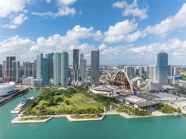 Building Photo - 1100 Biscayne Blvd