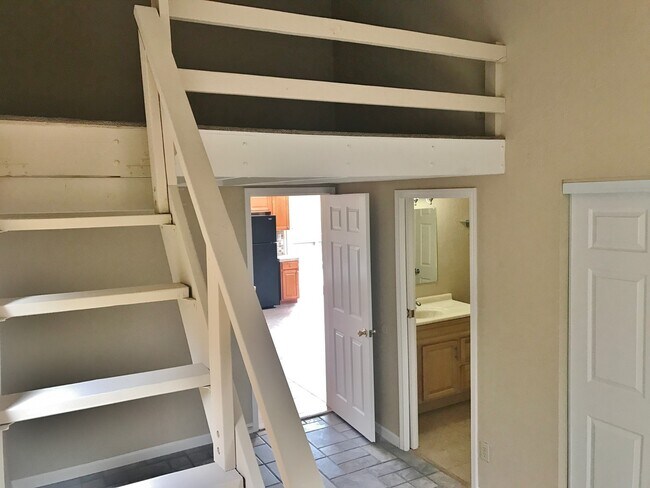 Building Photo - HOUSE - WEST SEDONA