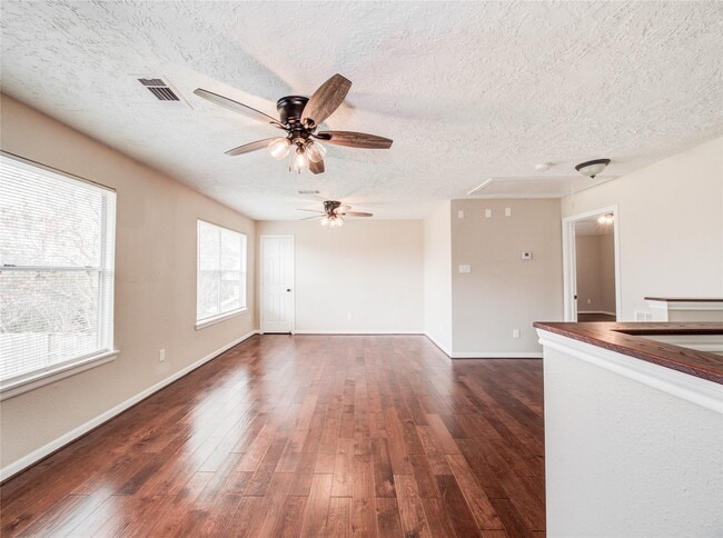 Building Photo - 13618 Woodspire Dr