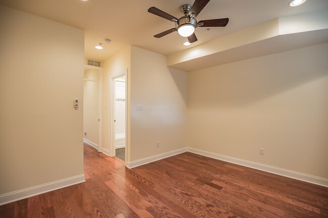 Building Photo - 1619 Ogden St