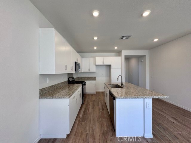 Building Photo - 30045 Sunset Pier Dr