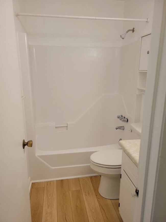 Building Photo - Nice Duplex in Havelock