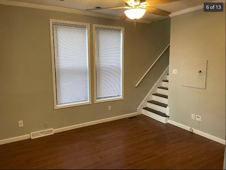 Building Photo - 57 Kentucky Dr