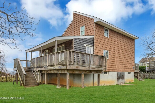 Building Photo - 234 Beach Ave