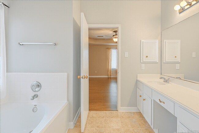 Building Photo - 4427 Eaglewood Trail Dr
