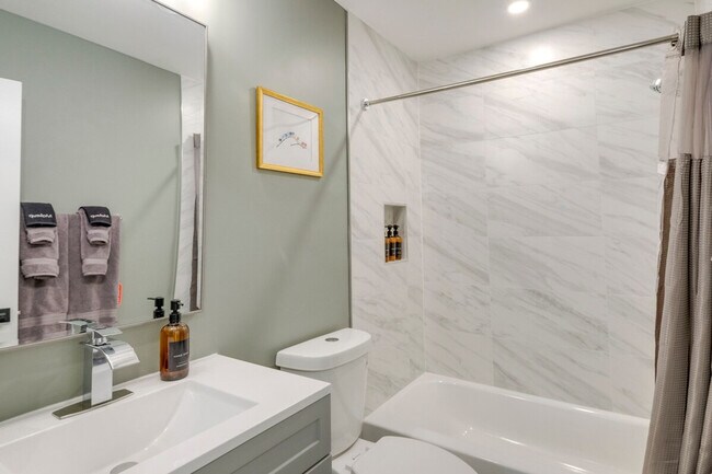 Building Photo - 500 Shelfar Pl