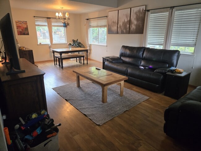 Building Photo - 4137 Cotopaxi Dr