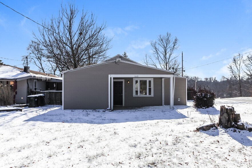 Building Photo - 1663 Hudepohl Ln