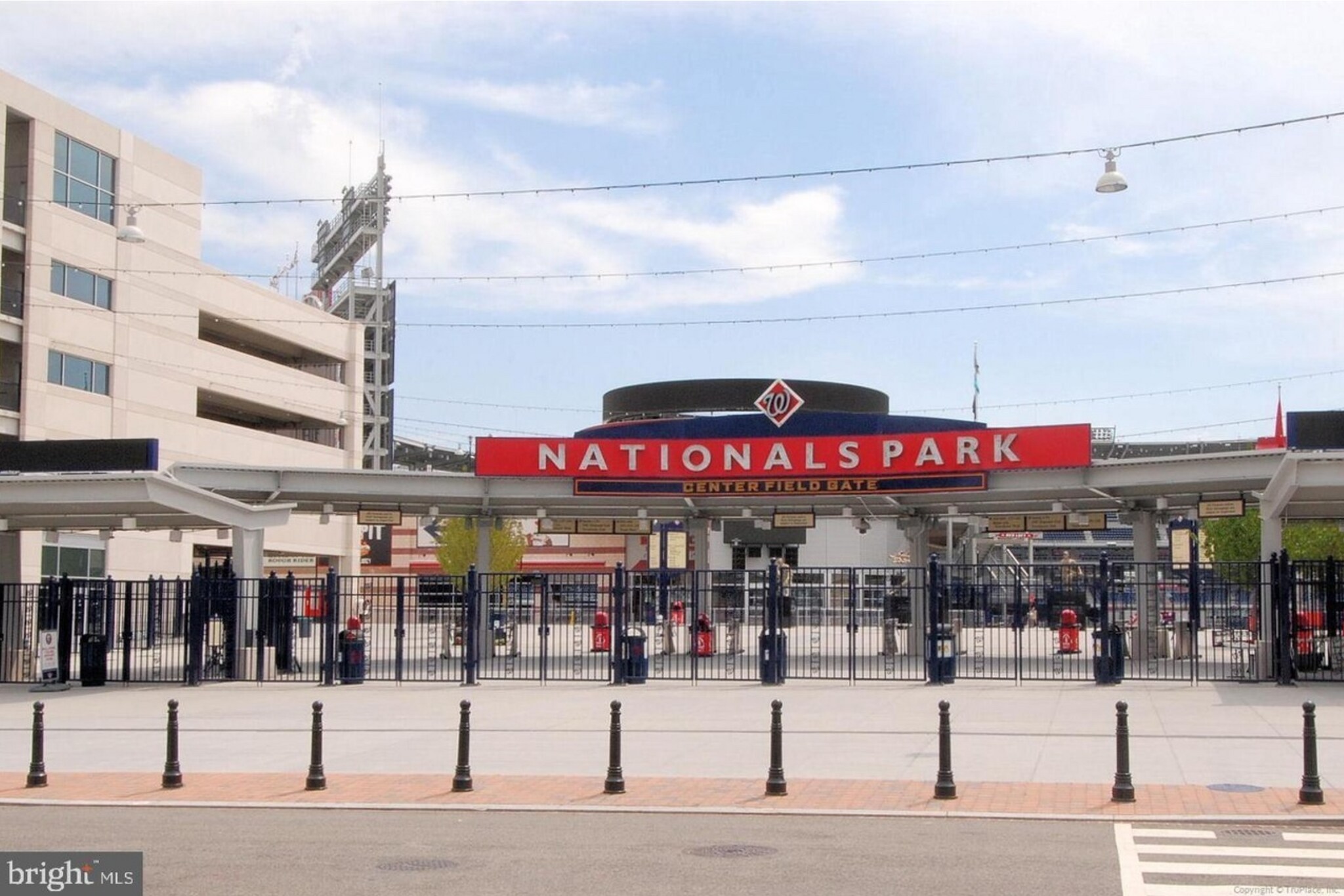 Walkable to ball park - 800 4th St SW