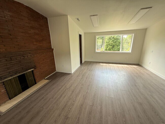Building Photo - 4626 84th St SW
