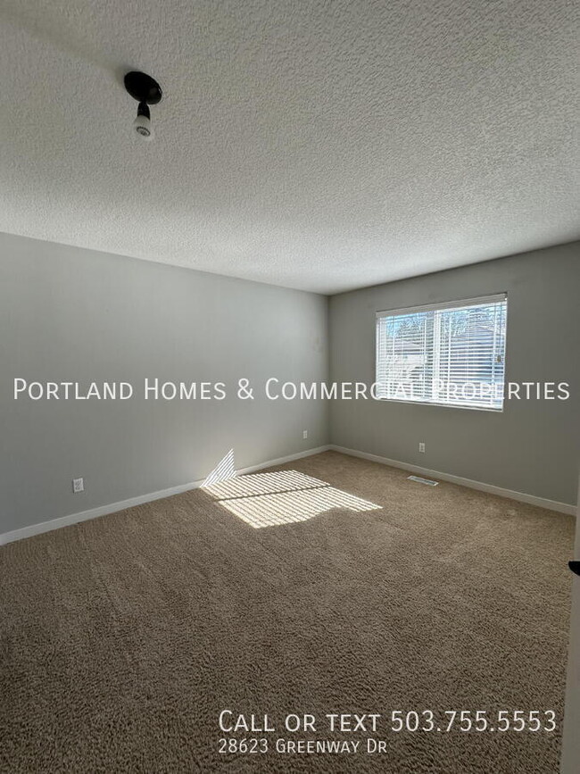 Building Photo - 3 Bed 2 1/2 Bath Wilsonville Gem ** $300 o...