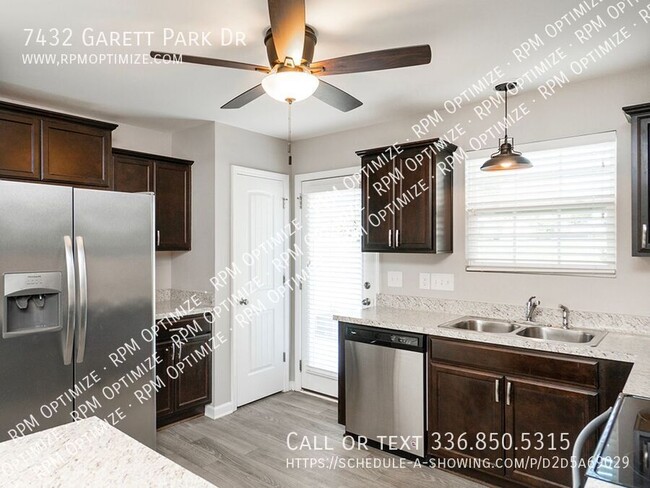 Building Photo - 7432 Garett Park Dr