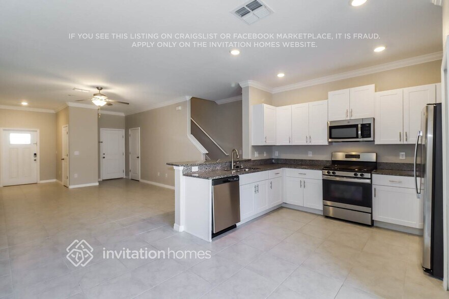 Building Photo - 8510 Druid Oaks Ln