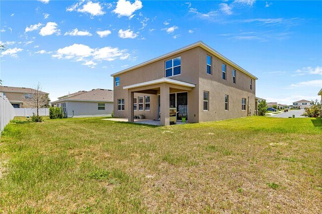 Building Photo - 8142 SW 59th Ave