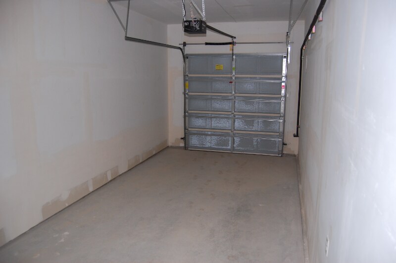 Building Photo - 412 Sunrise Ct
