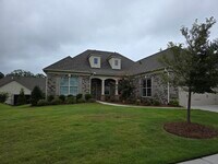 Building Photo - 82120 Standing Oak Dr