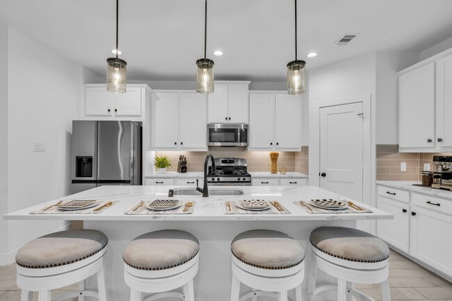 Building Photo - 426 Glacier Pass