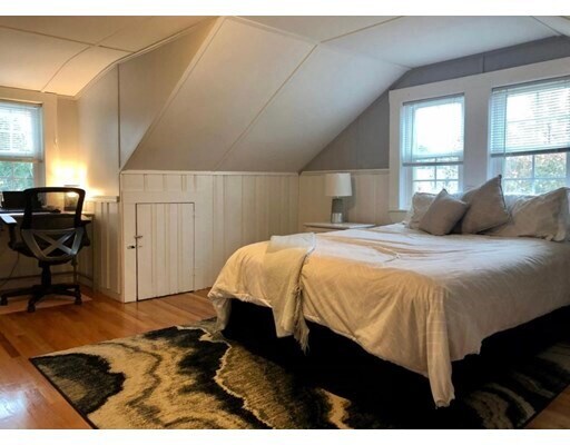 Building Photo - 40 Hatfield Rd